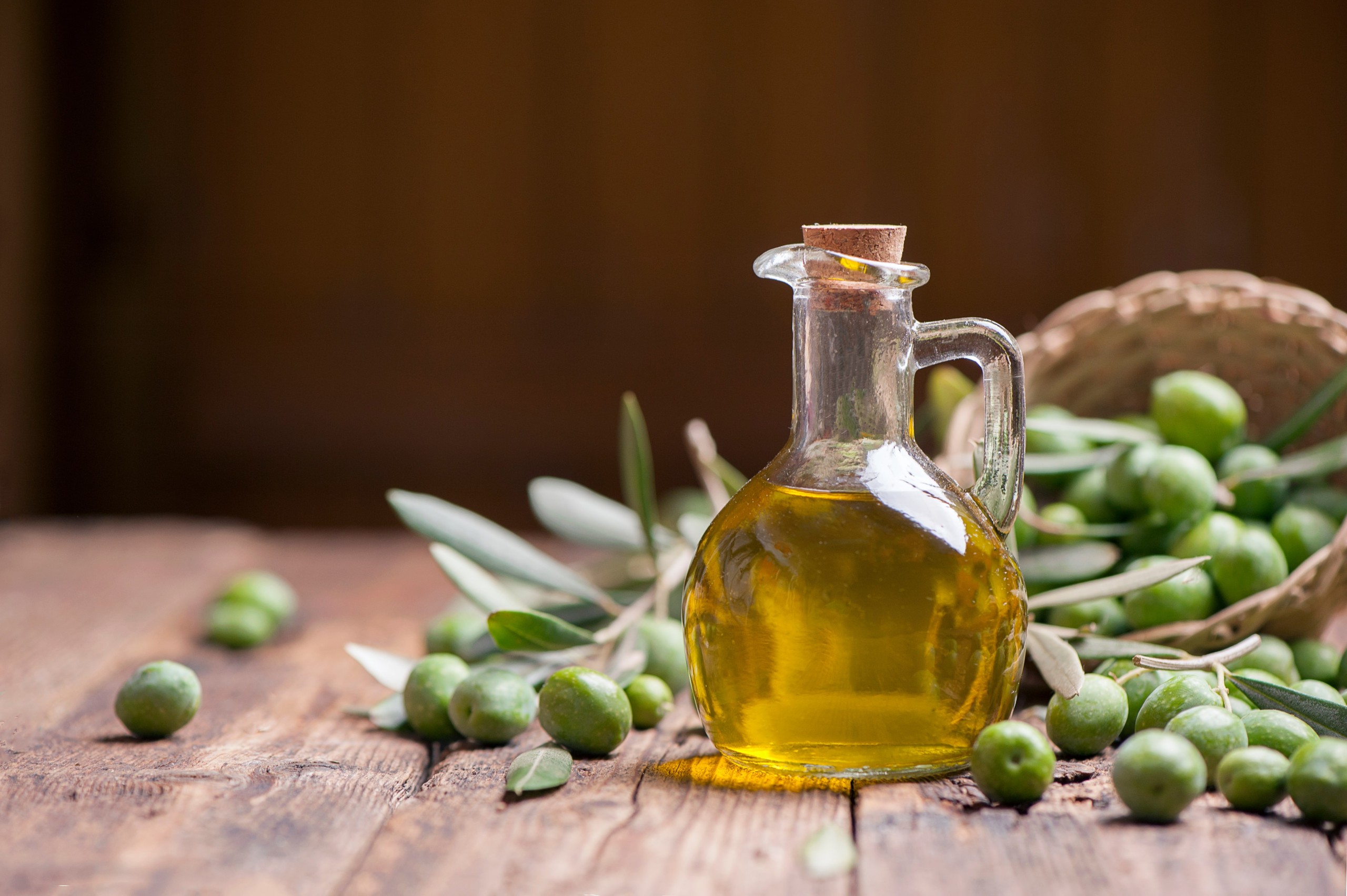 Rejuvenate with Olive Oil: Niz Olive's Anti-Aging Secrets